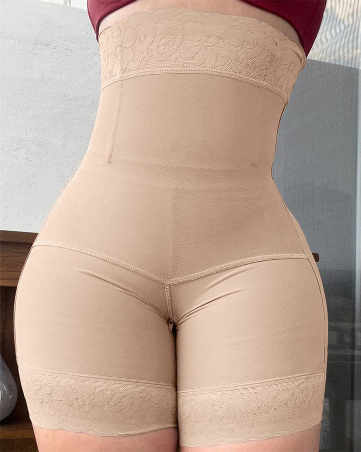 Shaper une pièce pour soulever les fesses