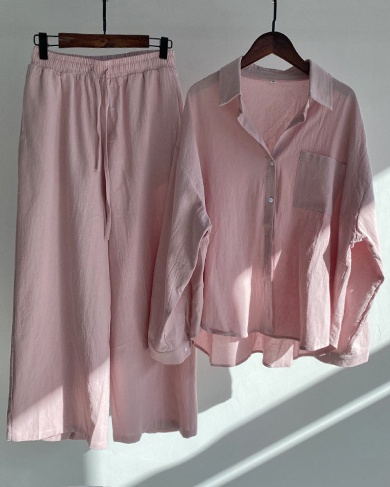 Ensemble deux pièces avec pantalon chemise de couleur unie