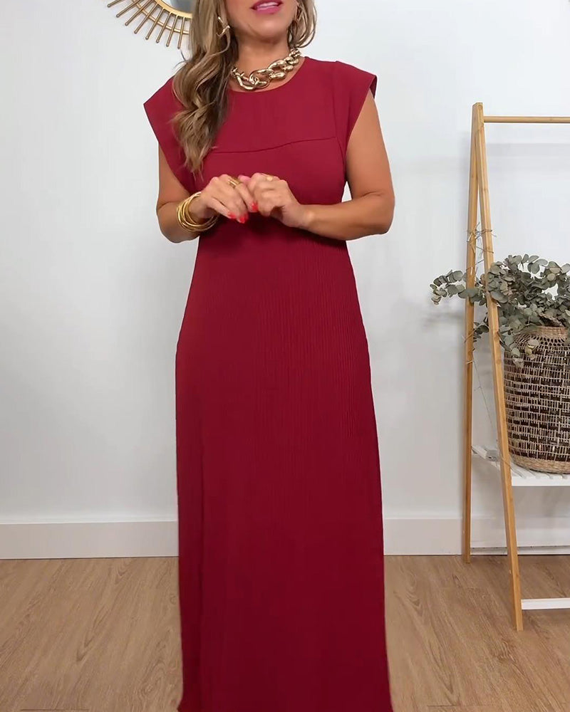 Véronique | Robe plissée simple sans manches de couleur unie