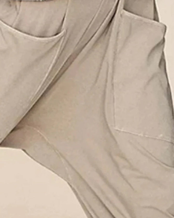 Combinaison unie à col en V et poche à bretelles